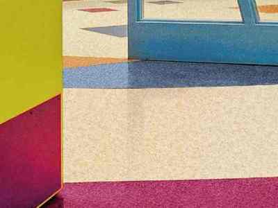 塑膠地板評論:優(yōu)點(diǎn)和缺點(diǎn)